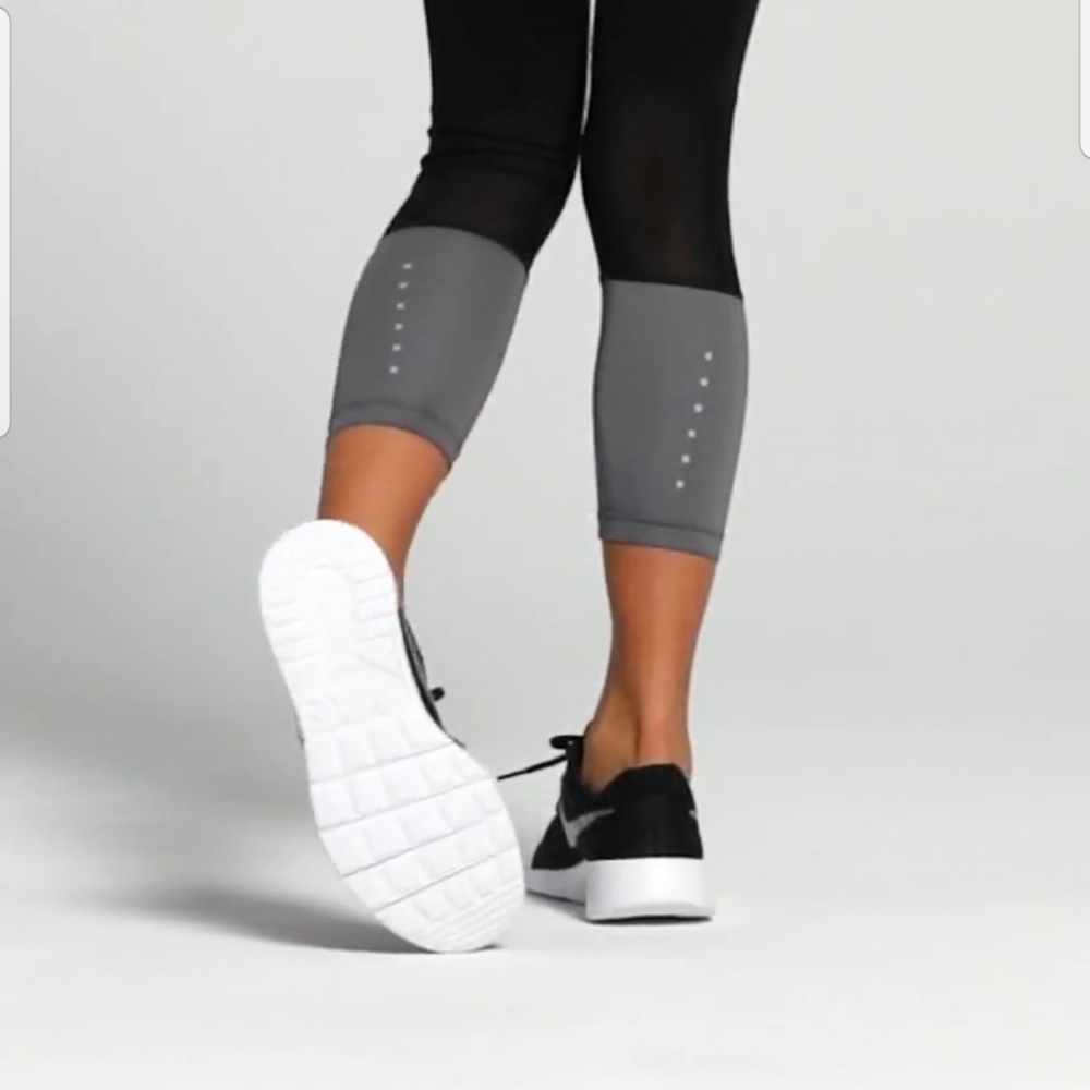 250🎁🎁🎁🎁🎁🎁🎁🎁NWT !!! Nike Tanjun - Picture 4 of 14